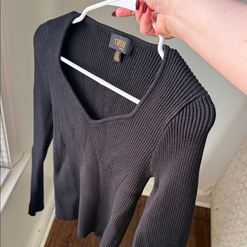 Truth by Republic Black Ribbed V-Neck Long Sleeve Spring Top Size S - Picture 8 of 9